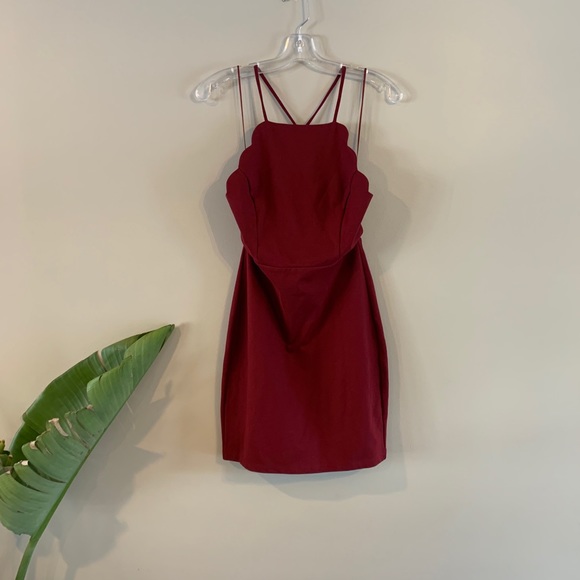 Wine Red Scalloped Hem Mini Dress Medium open back - Picture 4 of 16